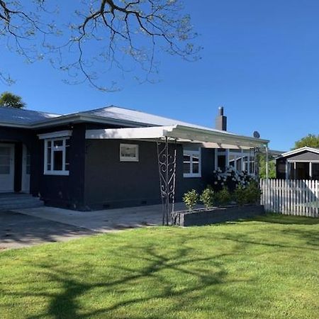 Walnut House Lägenhet Havelock North Exteriör bild
